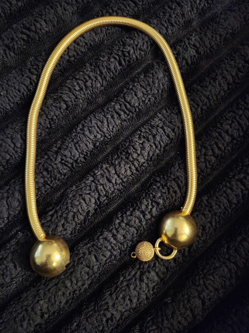 Vintage BEN AMUN Goldtone necklace